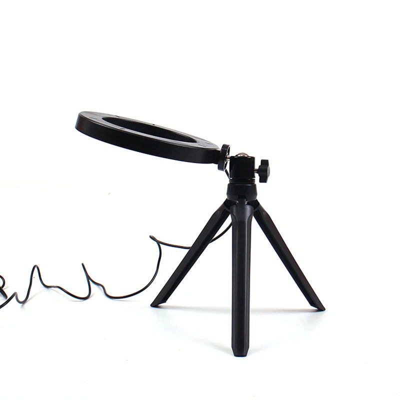 Aro de Luz LED 26 cm con Trípode – Brillo Profesional
¡Adiós a videos oscuros y selfies apagados!
Luz LED ajustable (3 tonos + 10 niveles de brillo)
Trípode estable hasta 2 m + control remoto USB
Ideal para TikTok, Reels, Lives y fotos perfectas