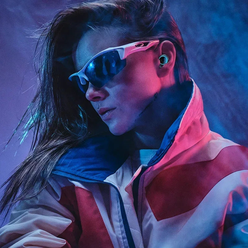 Audífonos M25 Bluetooth 5.3 TWS – Sonido Inmersivo
¡Sonido estéreo claro con reducción de ruido!
Control táctil intuitivo + pantalla LED batería
Bluetooth 5.3 estable y larga duración