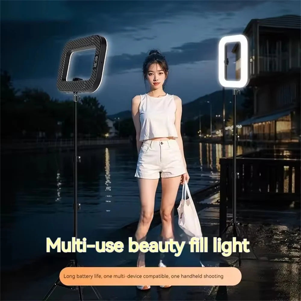 Luz LED Portátil Recargable – Iluminación Móvil
¡Brillo perfecto para Make up, fotos y videos!
Recargable + ajustable
Ideal selfie y live broadcast
¡Ilumina tu contenido!